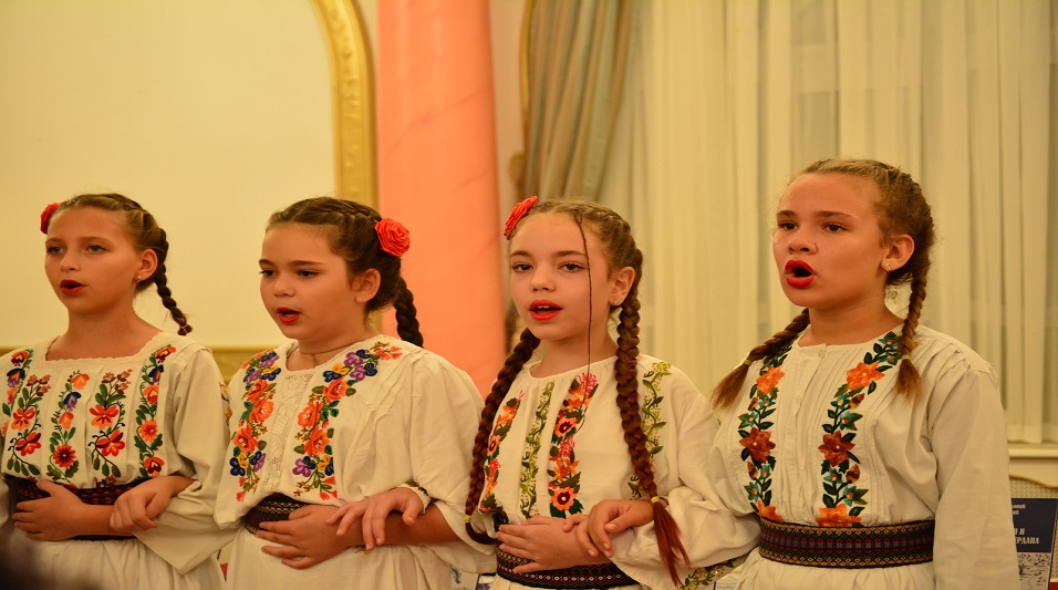 Etno grupa 'Grivna' na promociji knjige